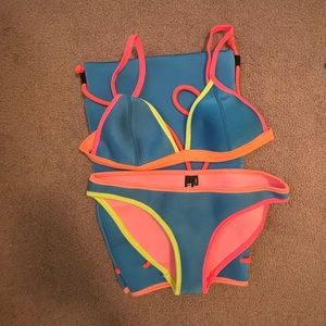Blue Triangl bikini
